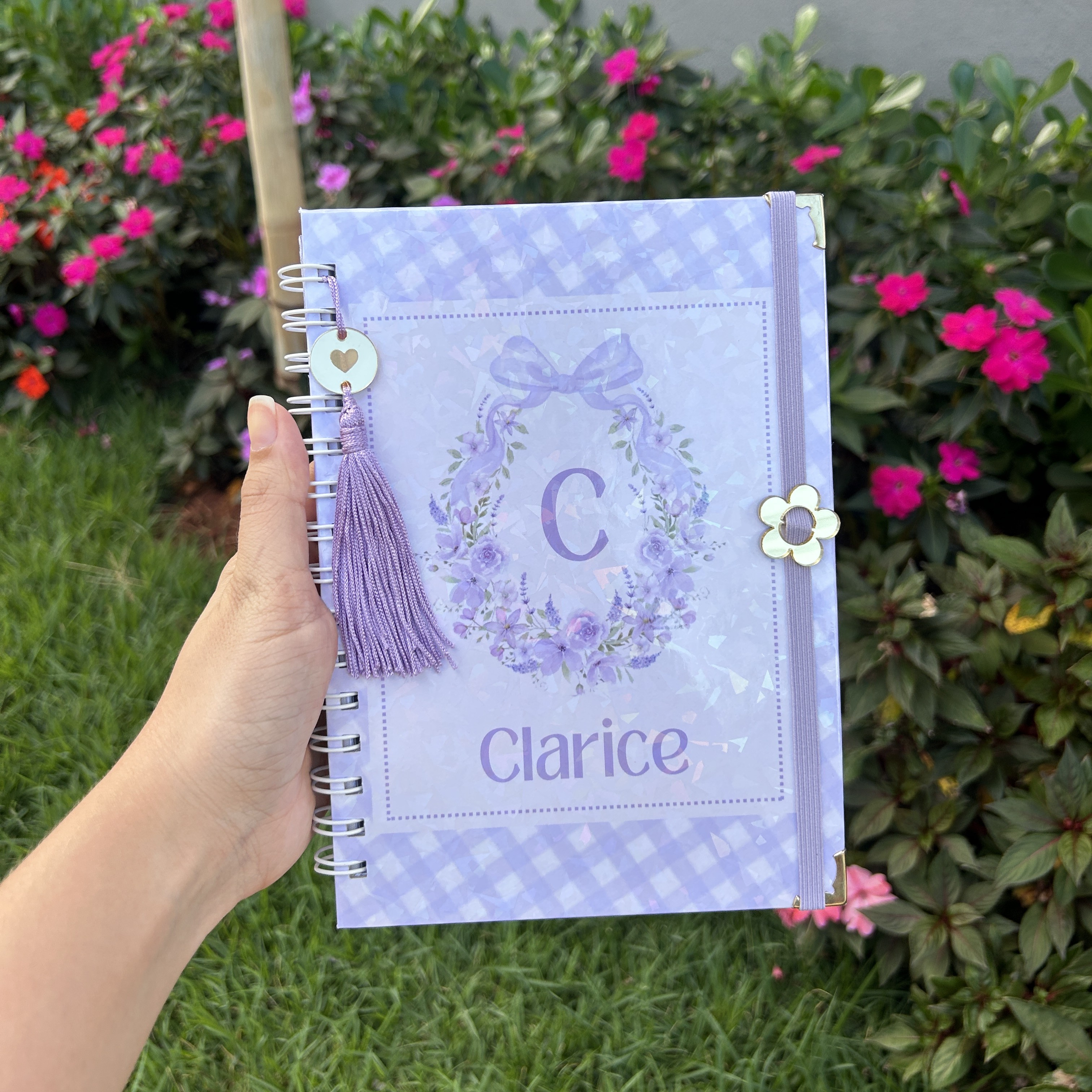 Caderneta personalizada da Clarice